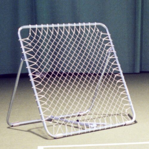 Leuk hulpmiddel voor de voor de keeperstraning, of het gewone ouderwetse Tchoukbalspel.